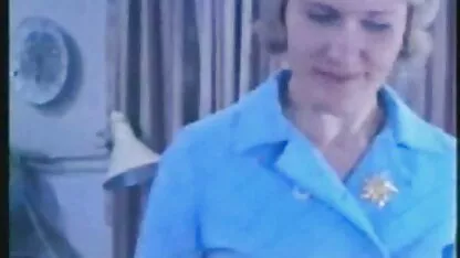 くすぐりによって苦しめ泥棒。 女性 向け セックス アニメ