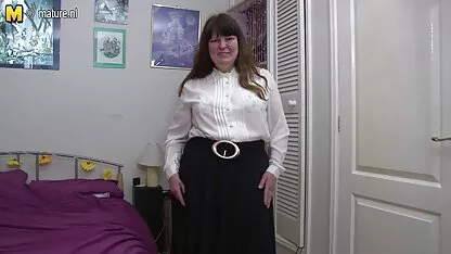 TS 女性 向け エロ 動画 アニメ Hayley Hiltonは大きなディルドを愛しています。